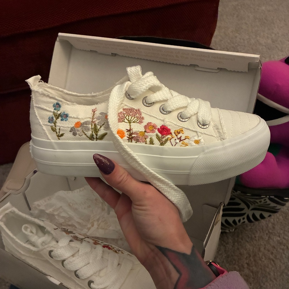 Floral Embroidered Blowfish Sneakers